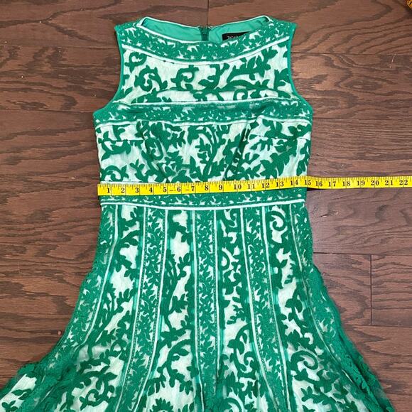 Tadashi Shoji Green Lace Embroidered Fit-and-Flare Cocktail Dress Size 6 - Picture 6 of 10